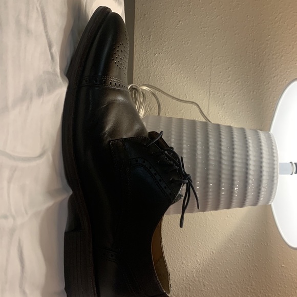 WORN ONCE Johnston & Murphy Memory Foam Mens Dress Shoe- 10.5 M - Picture 2 of 9